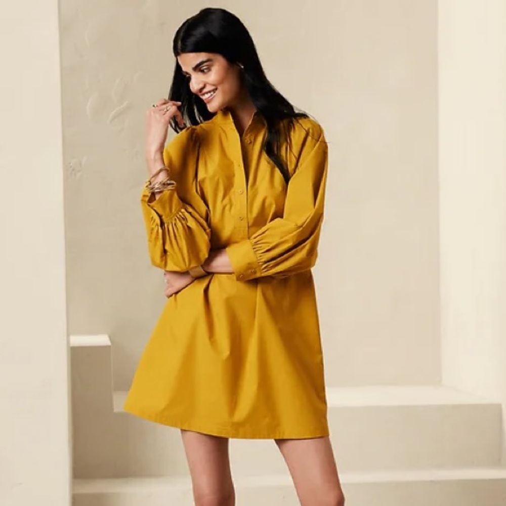 V-YOKE MINI SHIRTDRESS PETITE in color ‘Gingko Leaf’